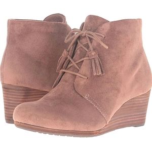 NWOT Dr. Scholl's Microfiber Ankle  Women's Dakota Boot 10 M